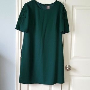 Short-sleeve sheath with ribbon detail